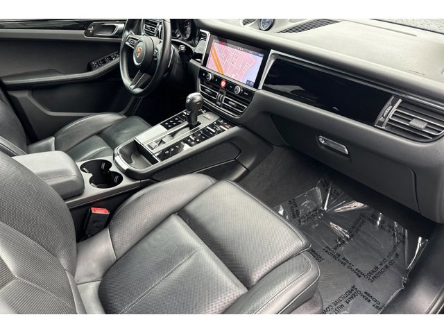 2024 Porsche Macan - Photo 32