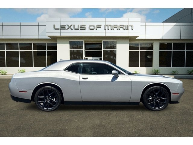 Challenger SXT Coupe