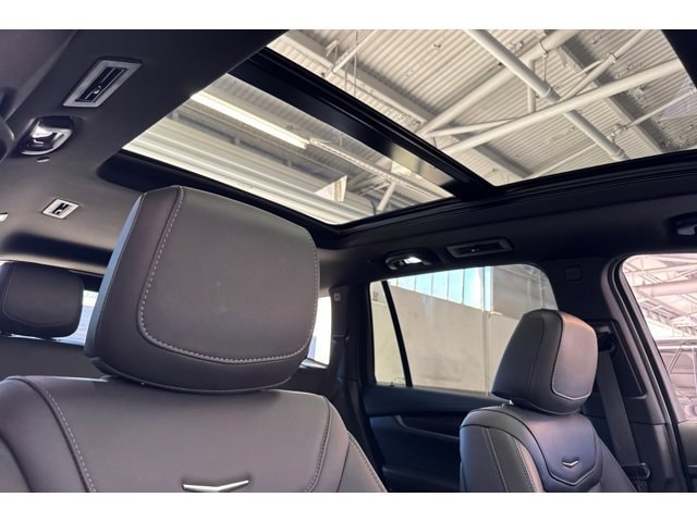 2025 Cadillac XT6 Sport - Photo 23