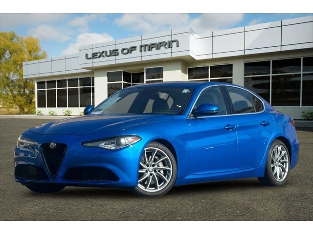 2019 Alfa Romeo Giulia Base's photo