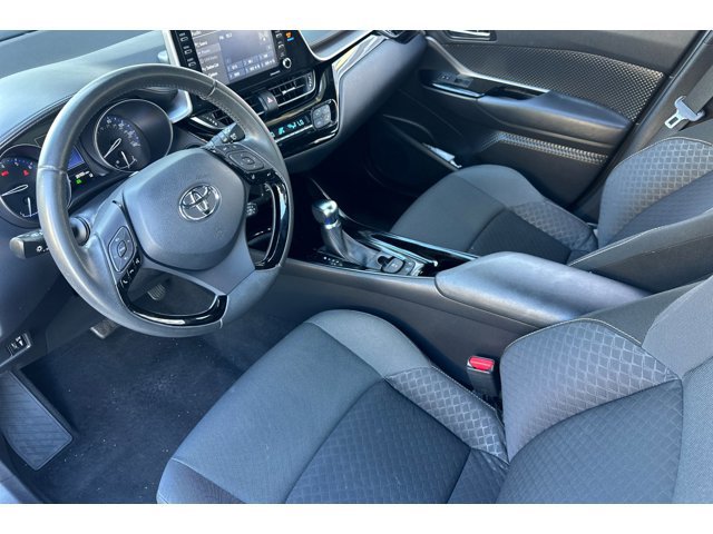 2022 Toyota C-HR Nightshade Edition photo 4
