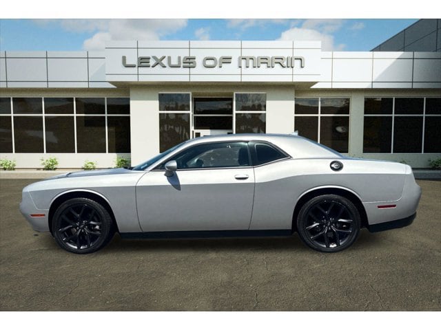 Challenger SXT Coupe