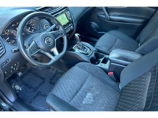 2018 Nissan Rogue SV photo 4