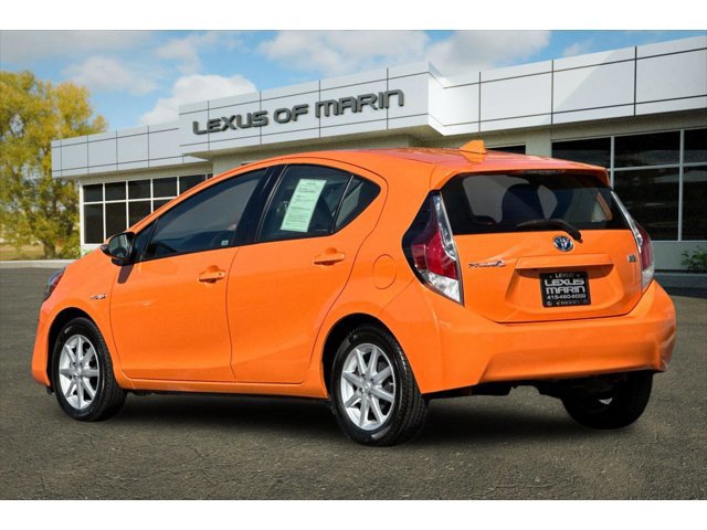 2015 Toyota Prius C Four photo 3