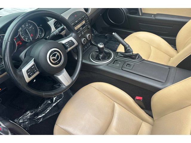 2010 Mazda MX-5 Miata Miata Grand Touring photo 4
