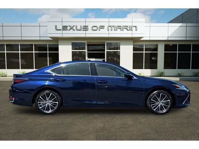 2024 LEXUS ES 300h Base photo 6