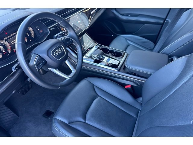 2023 Audi Q8 55 Premium photo 4