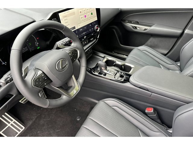 2026 Lexus NX F SPORT Handling AWD photo 4