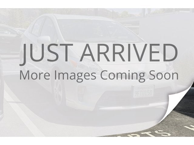 2015 Toyota Prius's photo