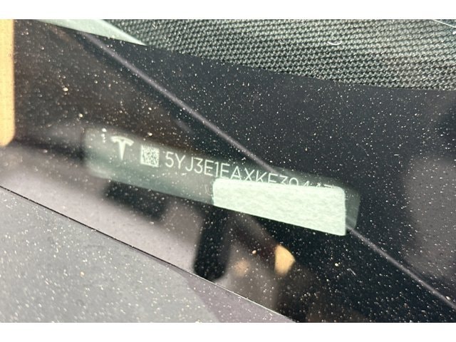 Model 3 Mid Range Sedan