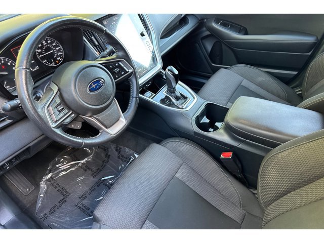 2020 Subaru Outback Premium photo 3
