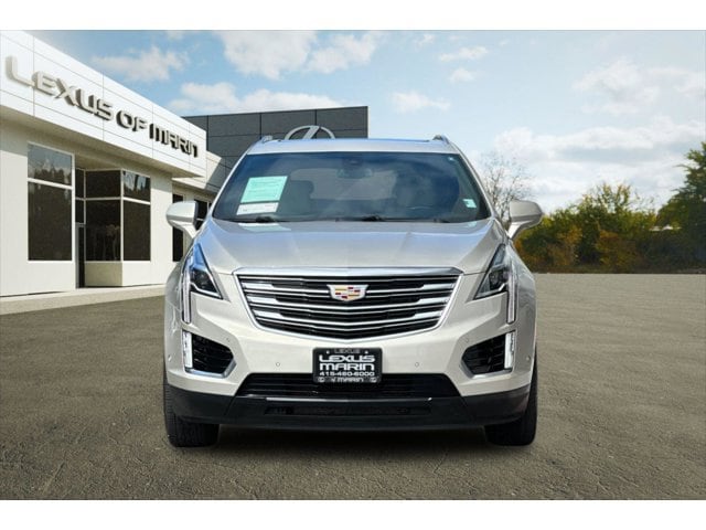 XT5 Premium Luxury SUV