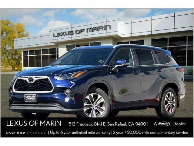 2024 Toyota Highlander XLE photo 2