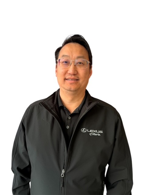 Staff member Steve Yuan from ID_3a999b922866