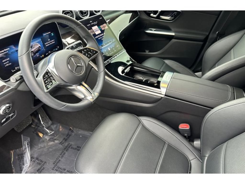 Used 2025 Mercedes-Benz GLC 300 4MATIC SUV
