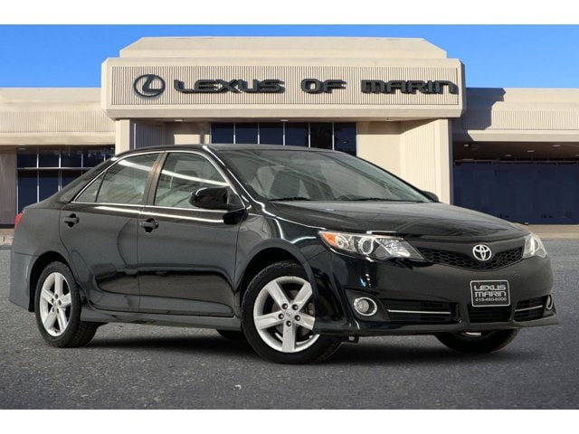 Used 2014 Toyota Camry SE with VIN 4T1BF1FK9EU869231 for sale in San Rafael, CA