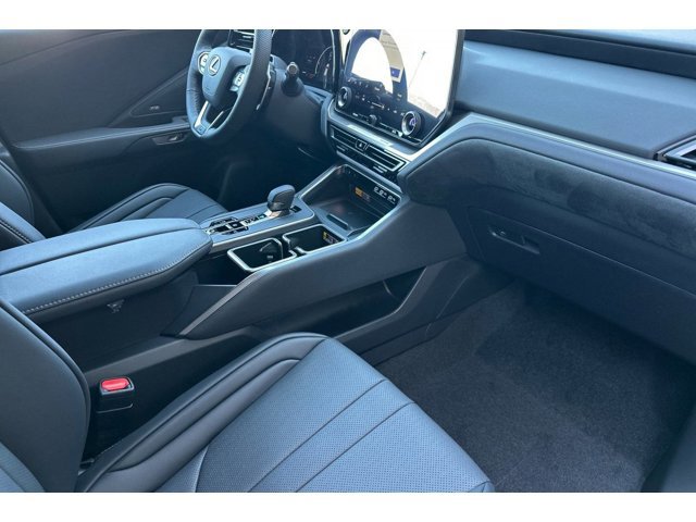 2026 Lexus TX 500h F-Sport Premium - Photo 25
