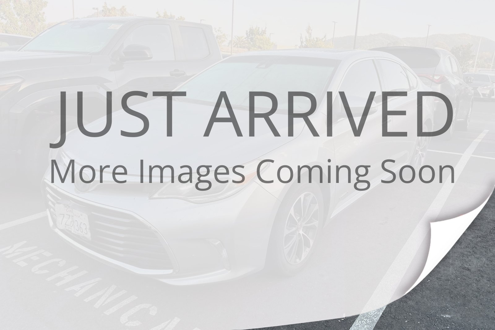 Used 2017 Toyota Avalon Hybrid XLE Plus Sedan