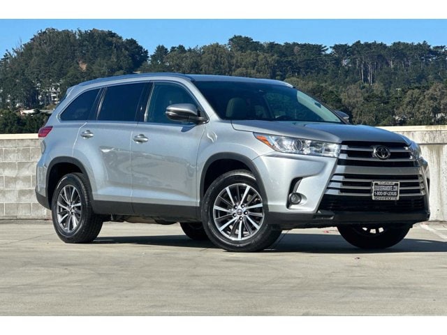 Used 2019 Toyota Highlander XLE with VIN 5TDKZRFHXKS566988 for sale in San Rafael, CA