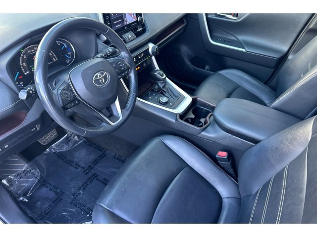 2019 Toyota RAV4 Hybrid Limited photo 3