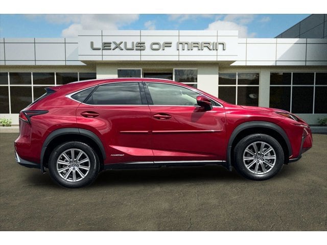 2021 LEXUS NX 300h photo 3