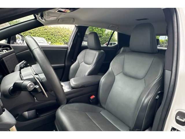 2024 LEXUS RZ 300e Premium w/18" Wheel photo 4