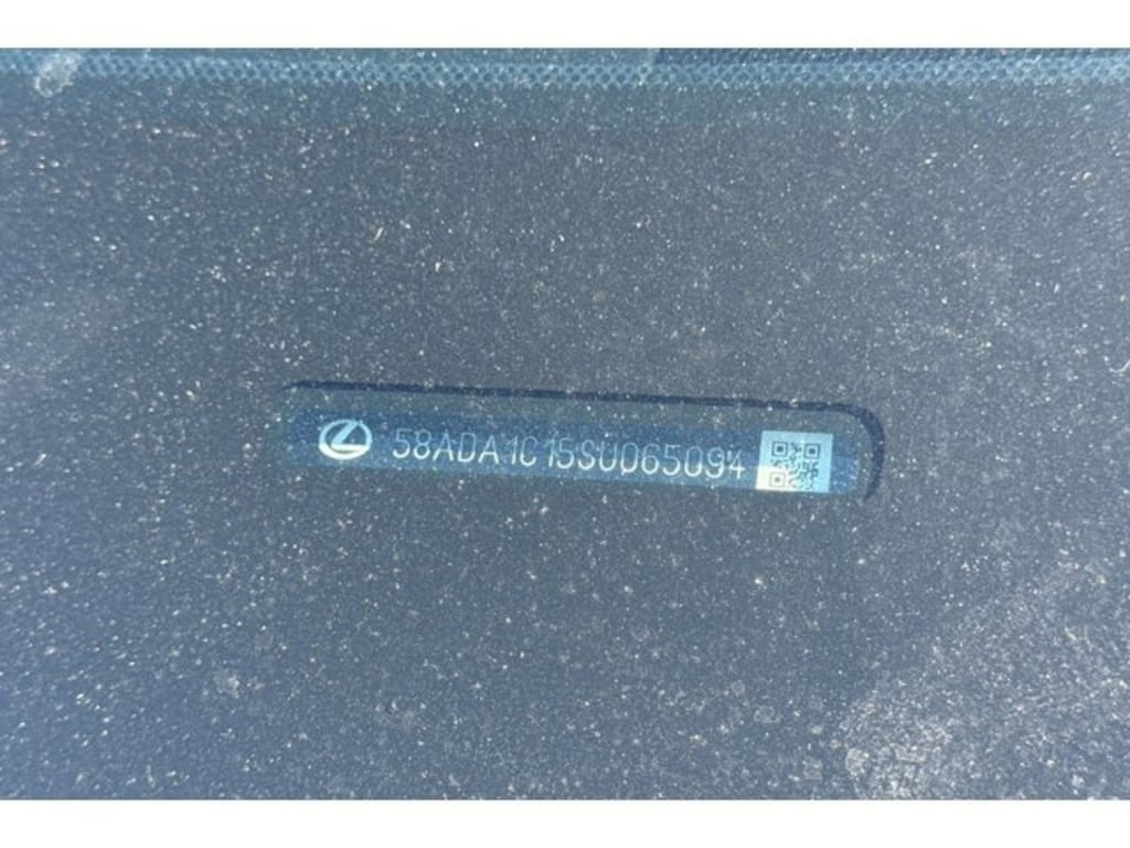 Used 2025 Lexus ES 300h Base Sedan