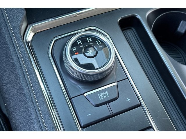2022 Ford Expedition XLT - Photo 16
