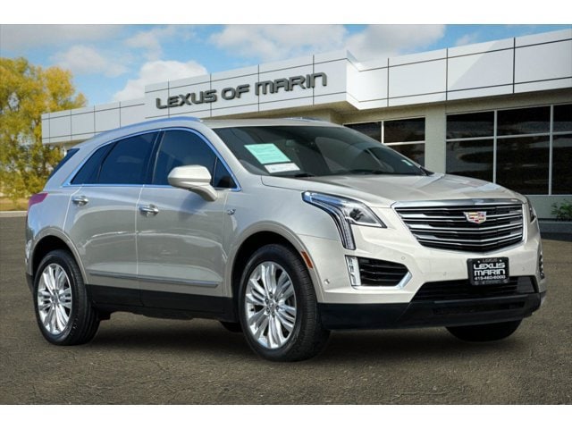 XT5 Premium Luxury SUV