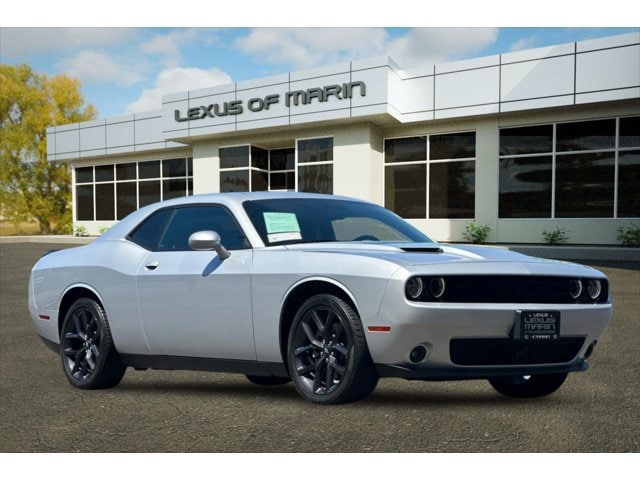 Challenger SXT Coupe