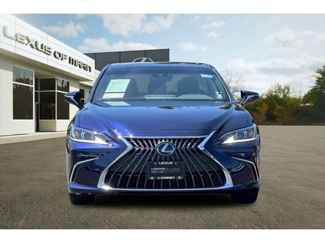 2024 LEXUS ES 300h Base photo 4