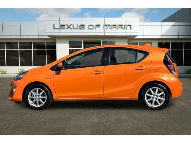 2015 Toyota Prius C Four photo 2