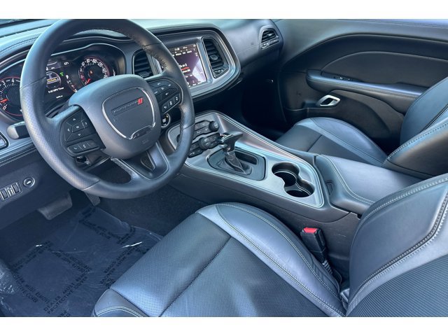 Challenger SXT Coupe