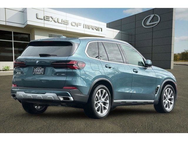 2025 BMW X5 xDrive40i photo 3