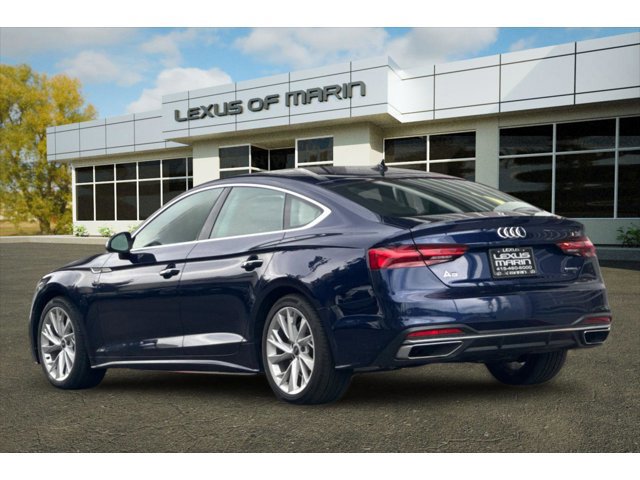 2022 Audi A5 Quattro Premium Plus photo 3