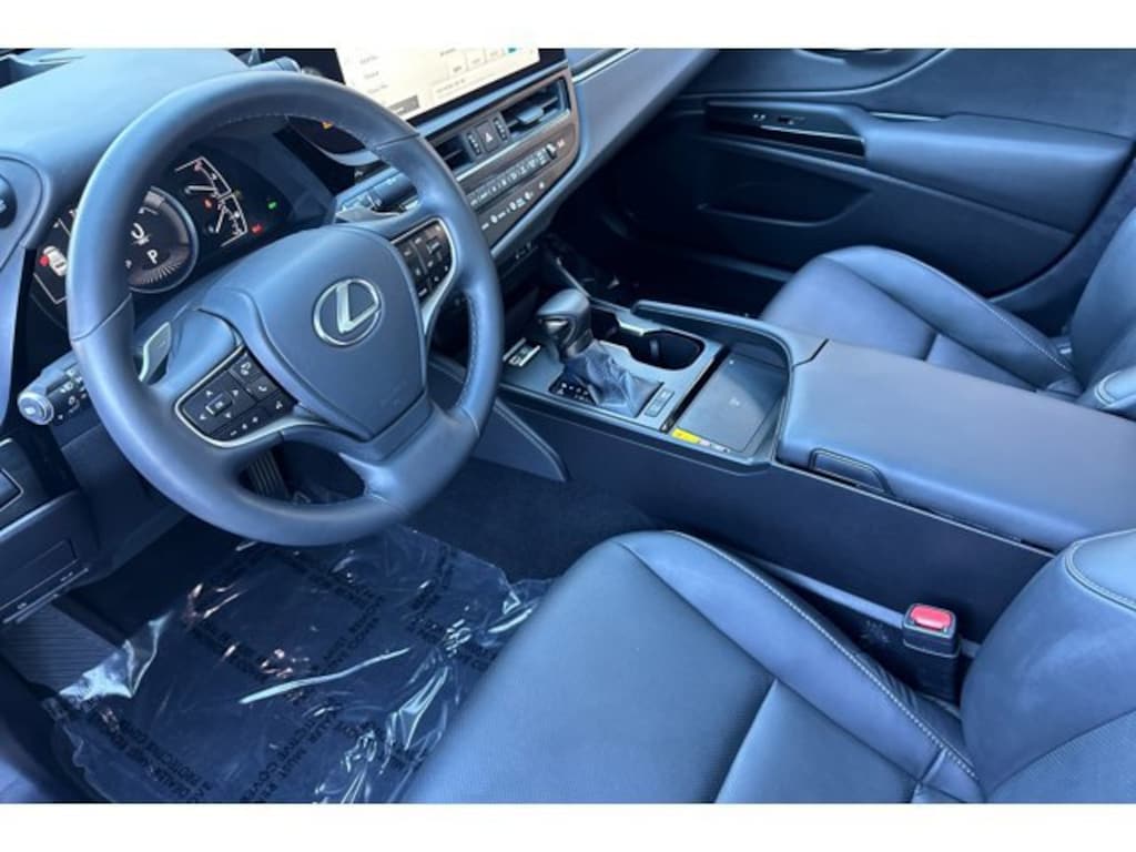 Used 2025 Lexus ES 300h Base Sedan
