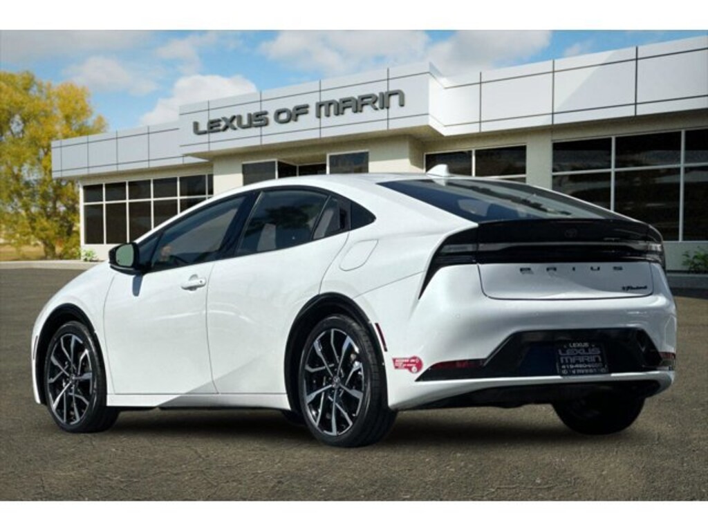 Used 2024 Toyota Prius Prime XSE Premium Hatchback