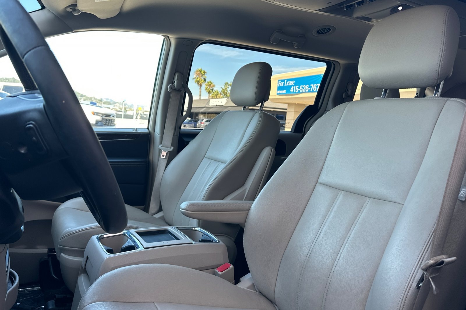 2013 Chrysler Town & Country Touring Van