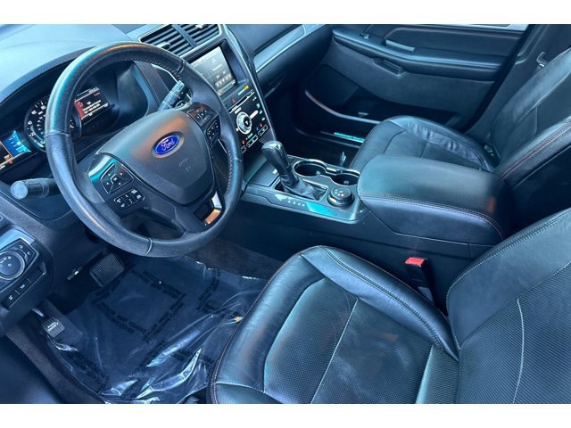 2016 Ford Explorer Sport photo 4