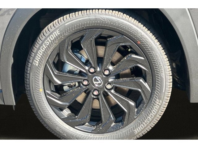 2026 Lexus UX Hybrid 300h - Photo 11