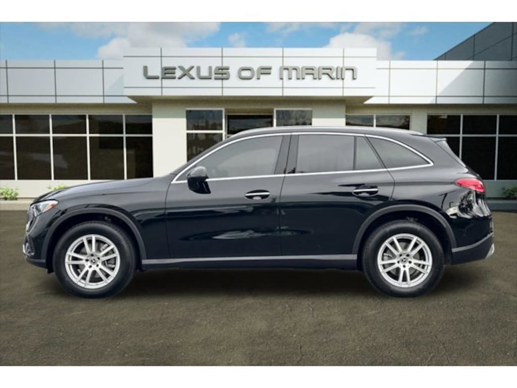 Used 2025 Mercedes-Benz GLC 300 4MATIC SUV