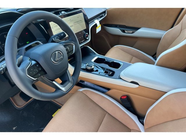 2026 Lexus RZ 450e Premium photo 4