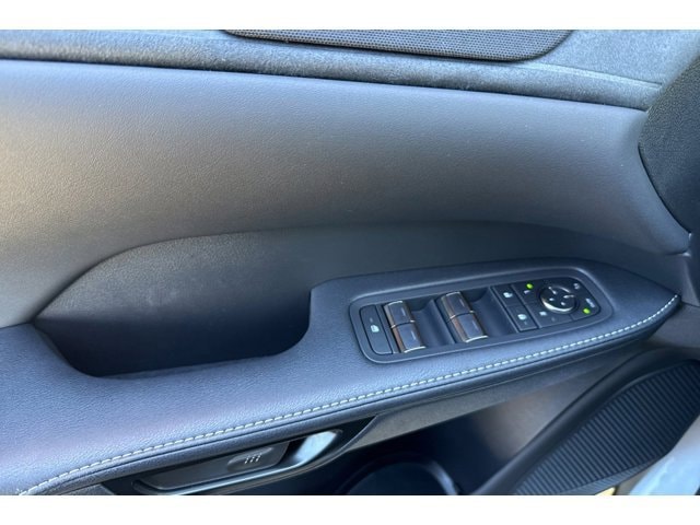 2026 Lexus RX 450h+ Luxury - Photo 13