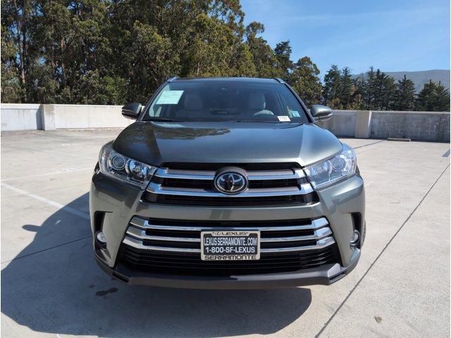 Used 2019 Toyota Highlander Limited with VIN 5TDDZRFH4KS959622 for sale in Colma, CA