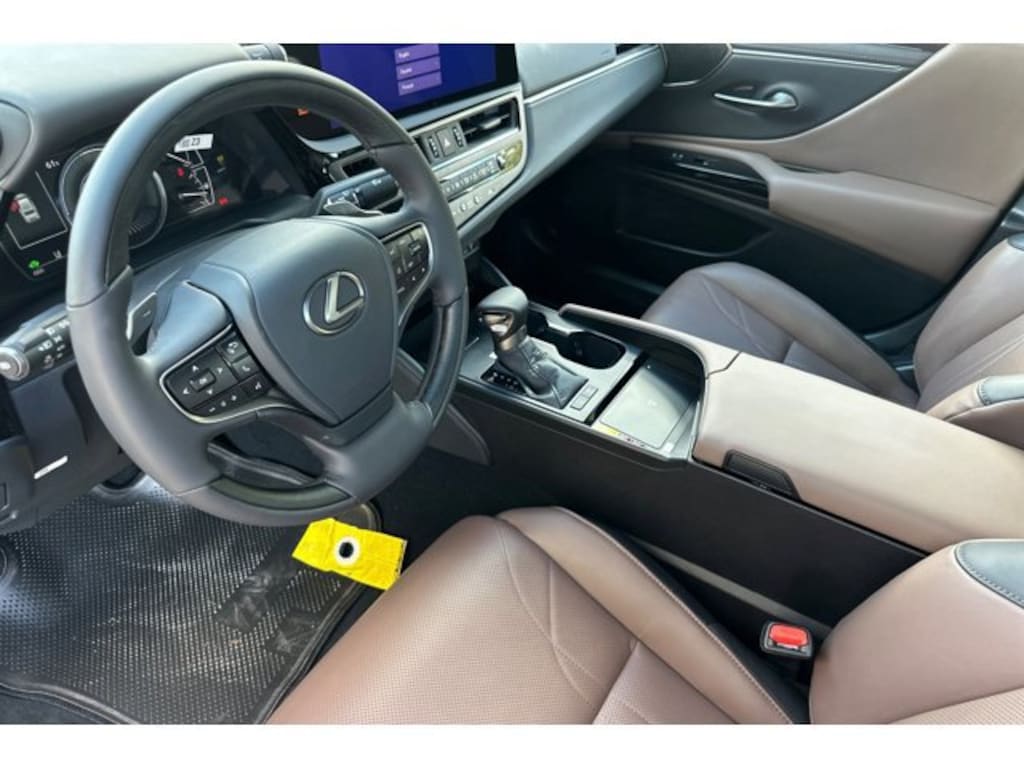 New 2025 Lexus ES HYBRID 300h LUXURY 4-DOOR SEDAN