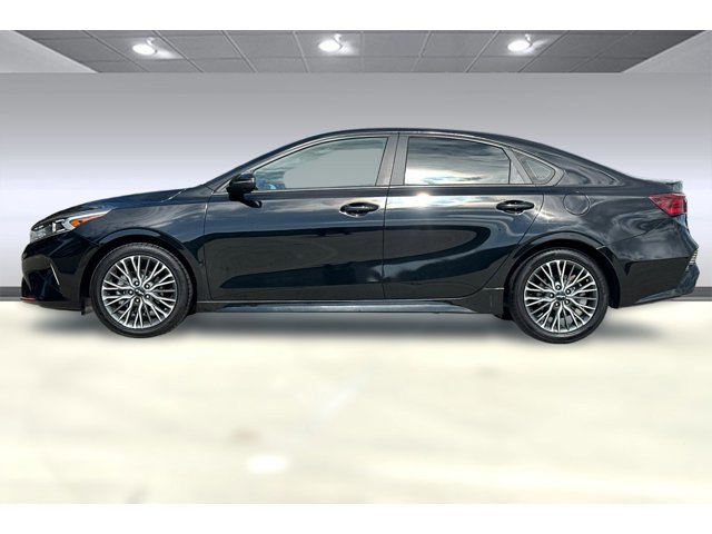 2023 Kia Forte GT-Line photo 2