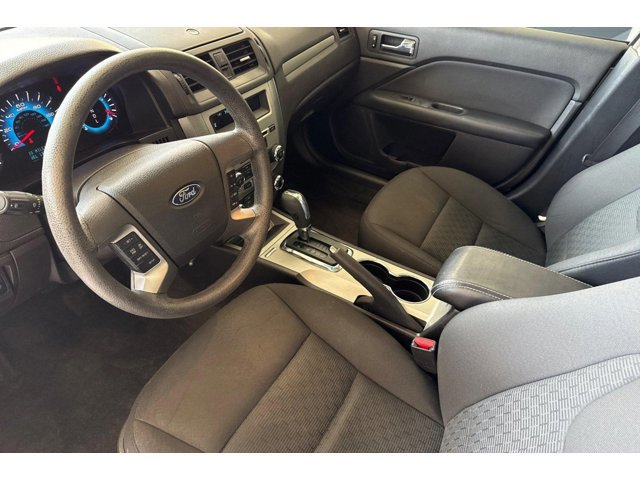Fusion SE Sedan