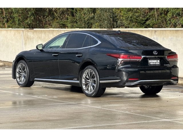 2018 LEXUS LS 500h photo 2