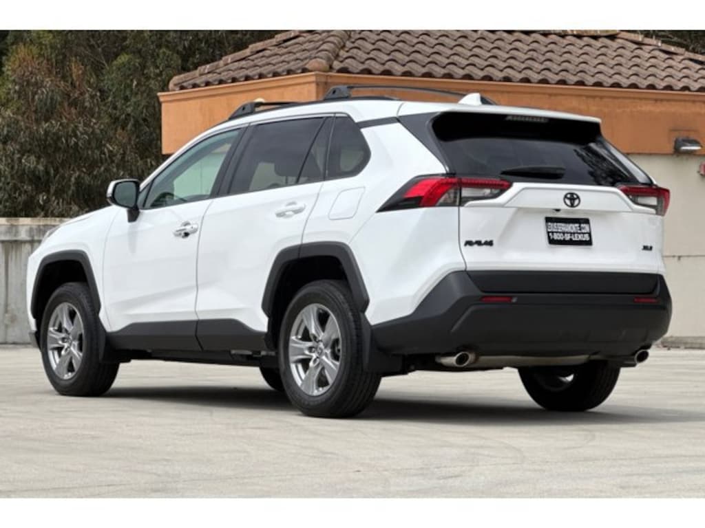 Used 2024 Toyota RAV4 XLE SUV