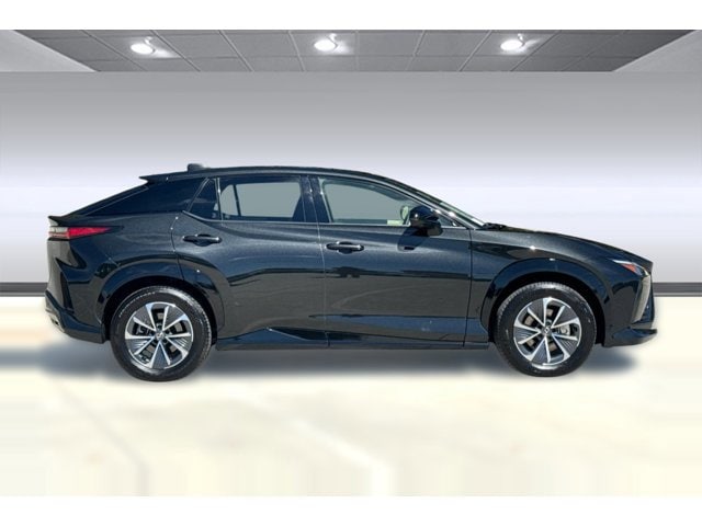 2023 LEXUS RZ 450e Luxury photo 6